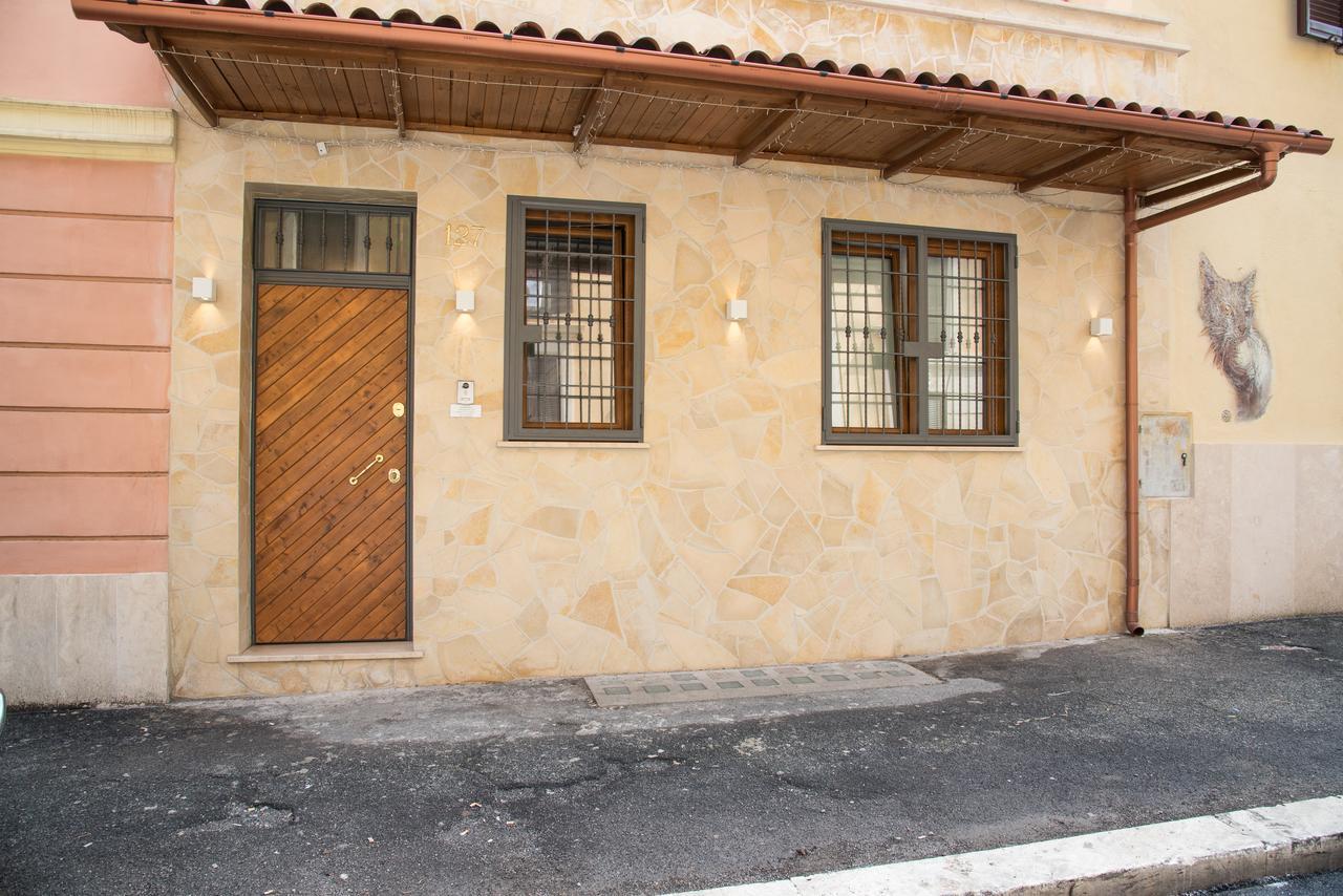 Mancini Shabby House Rom