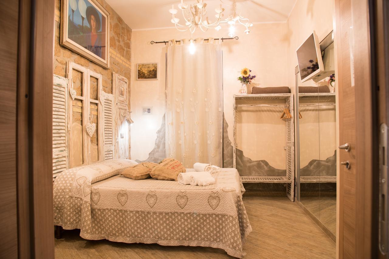 Mancini Shabby House Rom