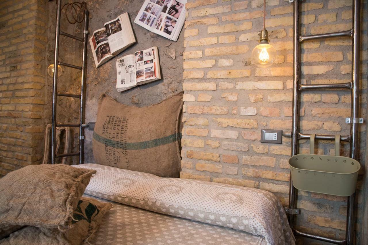 Mancini Shabby House Pensionat 3*
